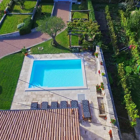 Sisman Holiday home Donji Zemunik